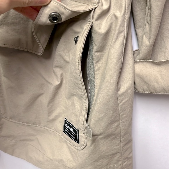 Eddie Bauer Trekker Trench in Stone/Khaki - Picture 6 of 8